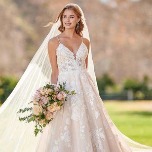 Martina Liana 1110  🤍👰🏼‍♀️ SIZE 12